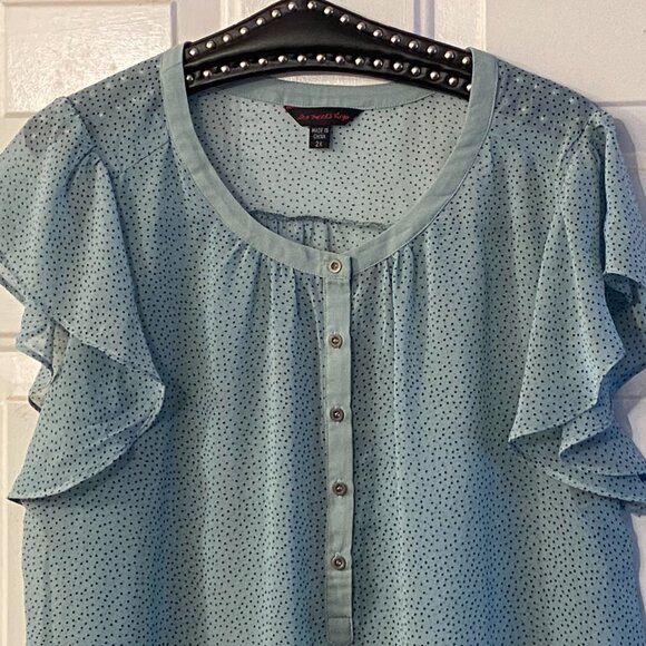 Leo Meets Virgo Sz 2X Womens Sheer Blouse  Flutter Sleeve Mint/Black Dots - Picture 2 of 8